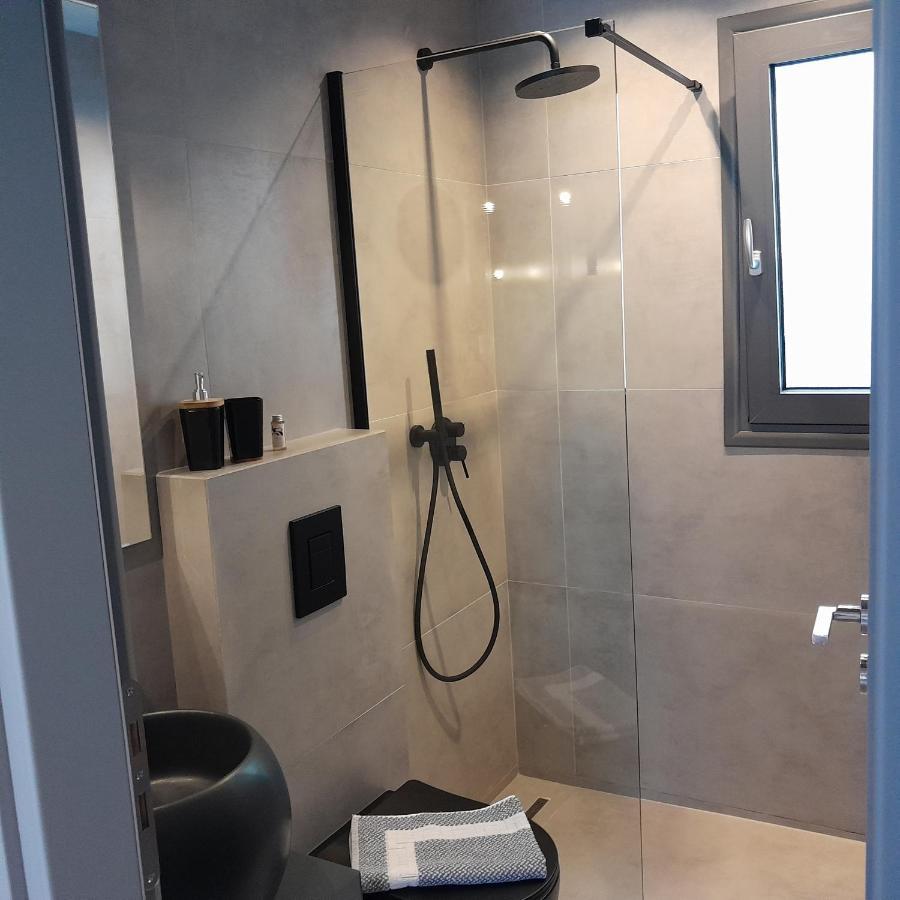 Brand New Flat Near De Bosset Bridge, Argostoli公寓 外观 照片